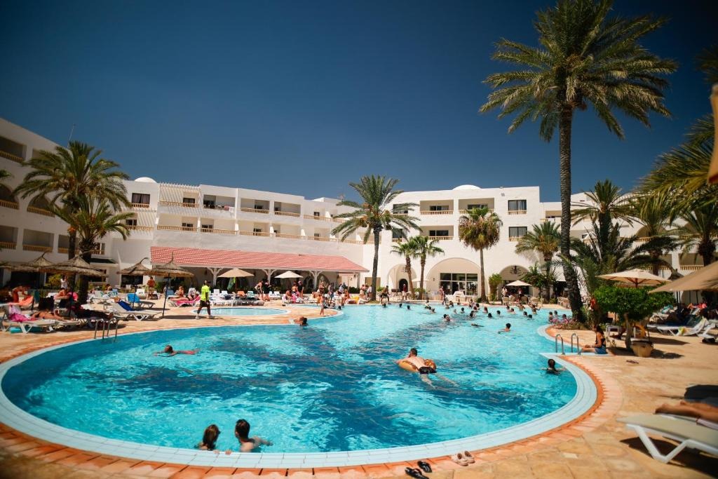 هتل بالمور ریزورت